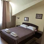 Guest Flirt